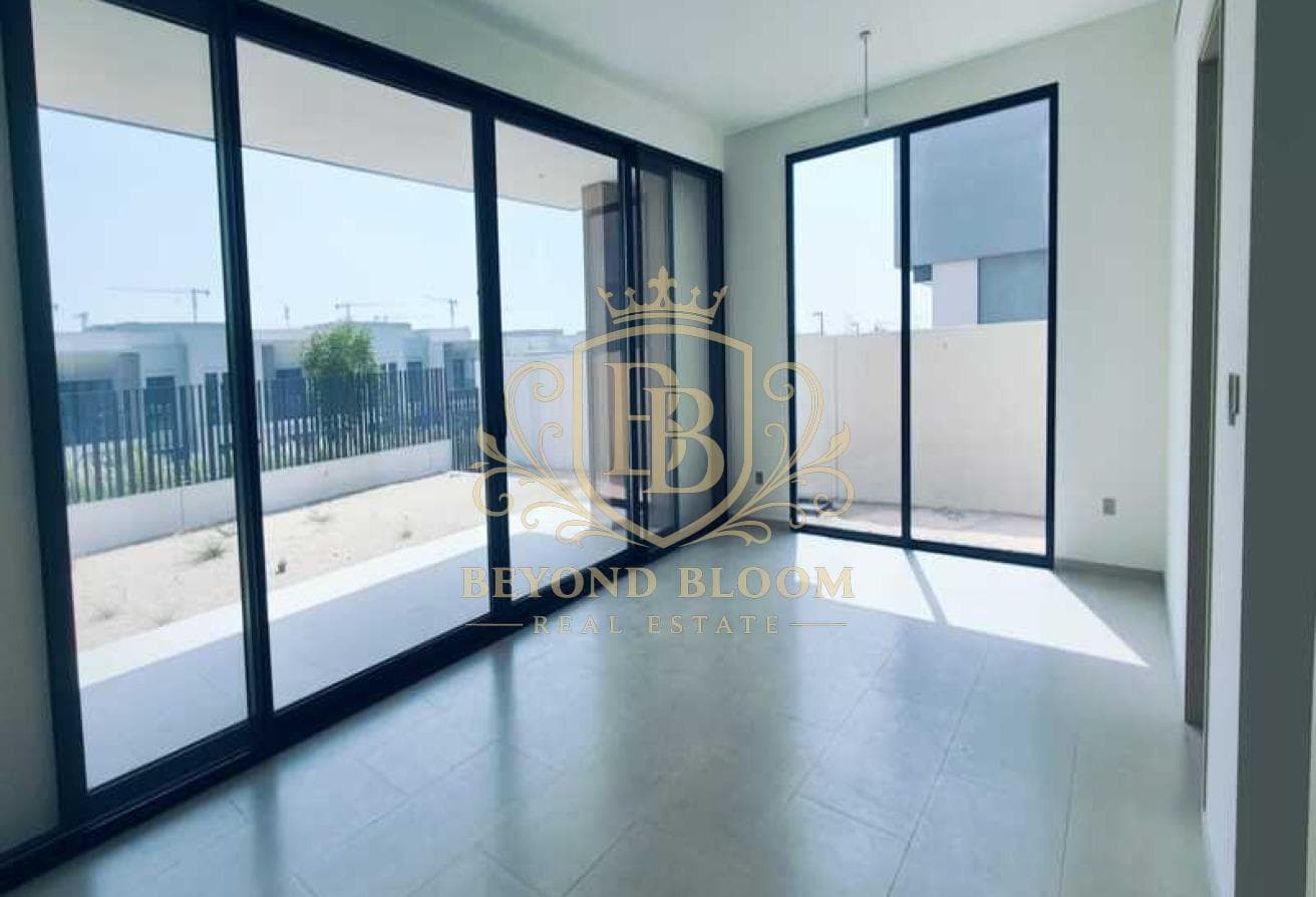 Four-bedroom villa at Jebel Ali Village Villas, Jebel Ali — photo 2