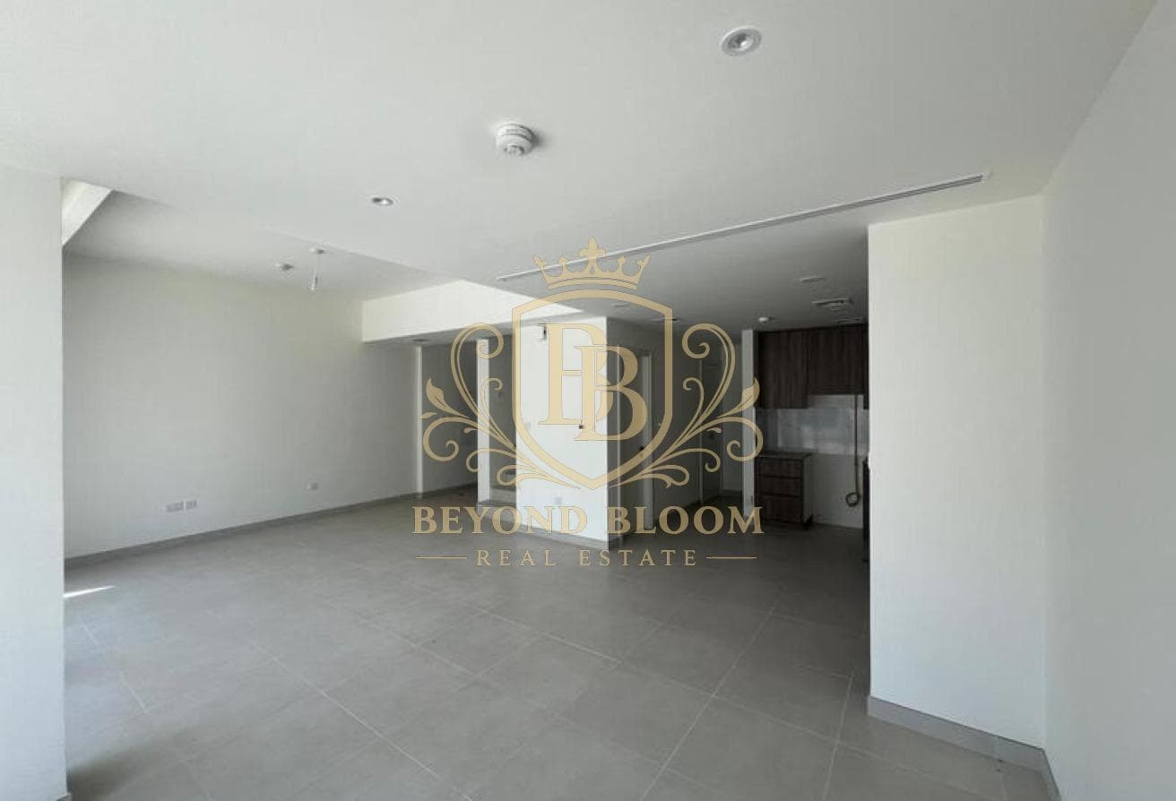 Three-bedroom villa at Maha Townhouses, Town Square — photo 3