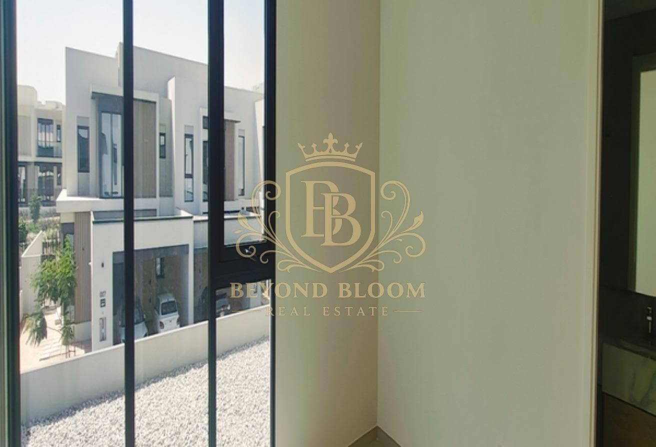 Four-bedroom villa at Jebel Ali Village Townhouses, Jebel Ali — photo 3