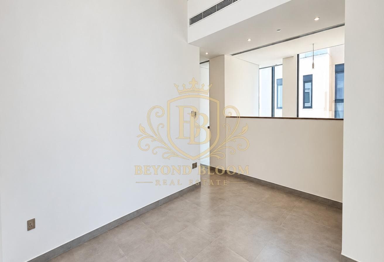 Four-bedroom townhouse at Jebel Ali Village Townhouses, Jebel Ali, 6,778 sq.ft — photo 2
