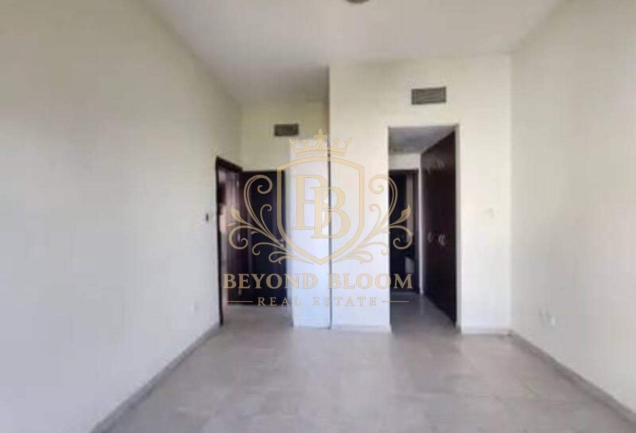 One-bedroom apartment at Building 80, Discovery Gardens — photo 2
