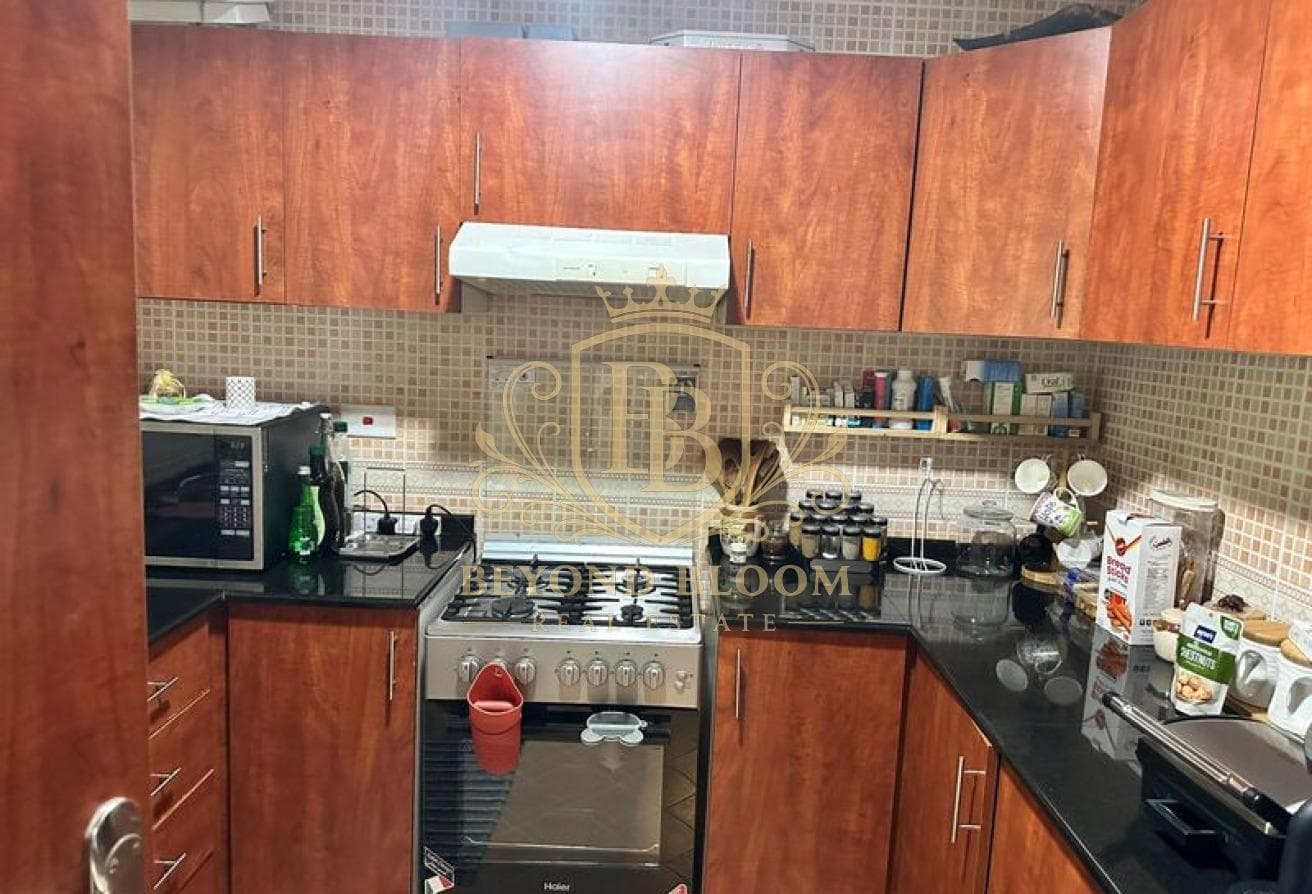 One-bedroom apartment at Olympic Park 1, Dubai Sports City — photo 3